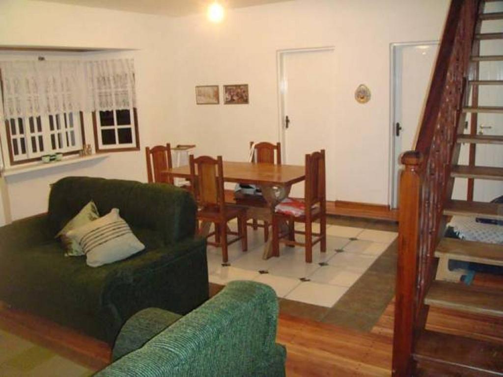 Villa Casa Do Esquilo Campos Do Jordao Area Externa De 2000 M2 Habitación foto